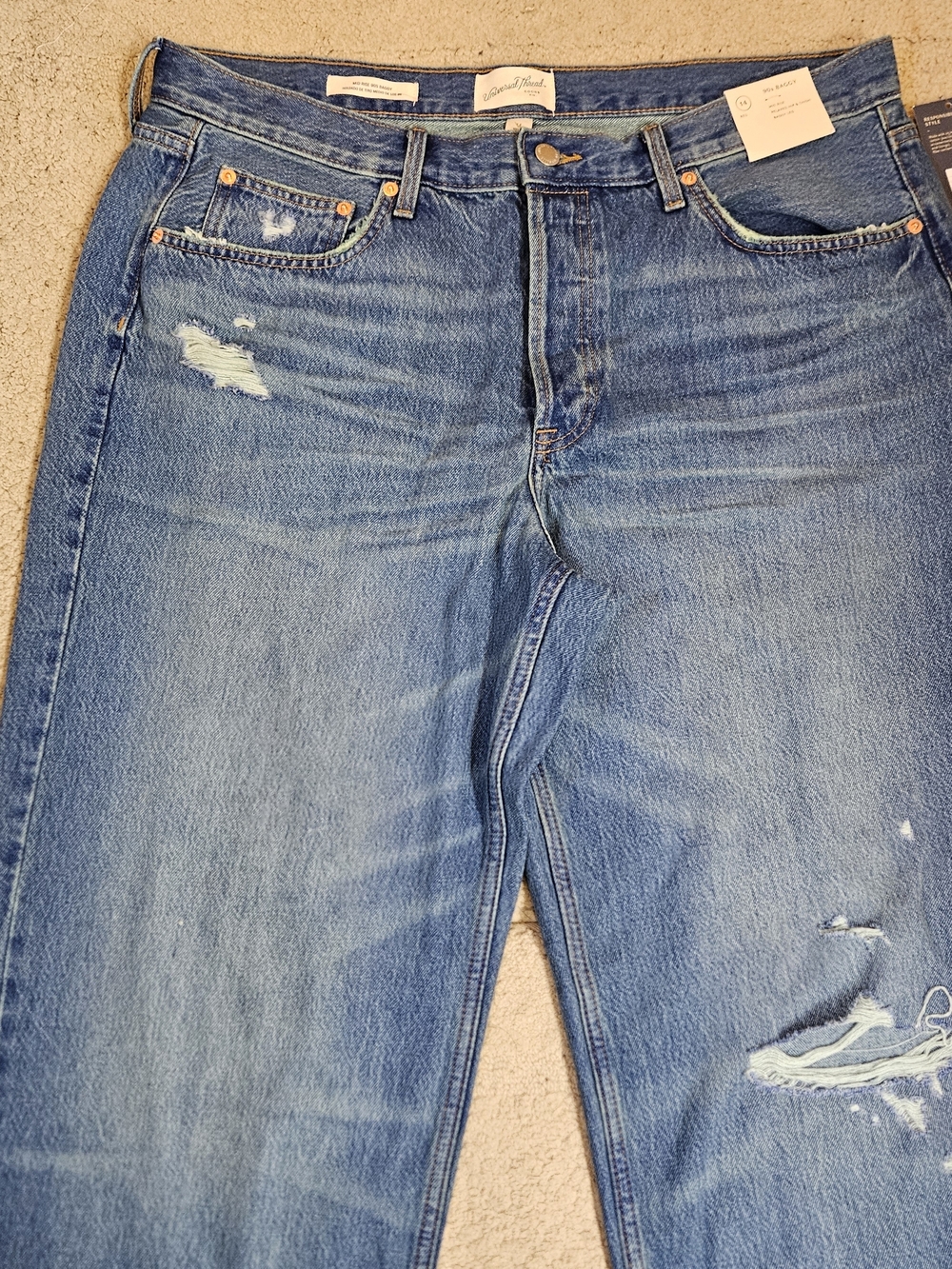 Universal Thread Mid Rise 90s Baggy Jeans – Size 14 – New With Tags - Picture 4 of 10